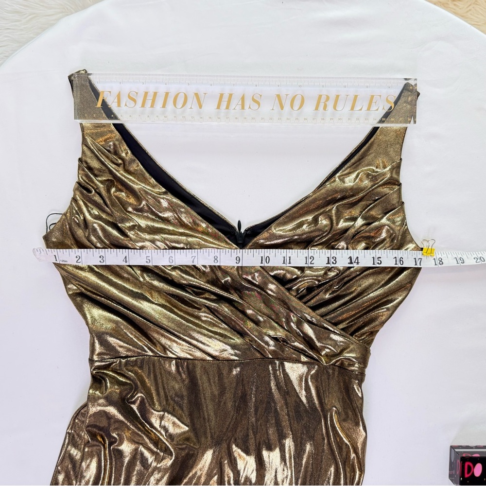 NWT Aidan Mattox Gold‎ Metallic Foiled V-Neck Evening Gown 2 Lame Glam Luxury - Picture 13 of 16